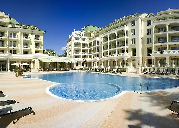 아파트호텔 Apartcomplex Splendid 산콘스탄틴앤헬레나