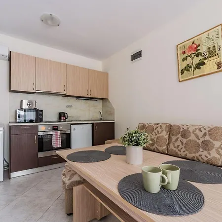 Apartcomplex Splendid 3*