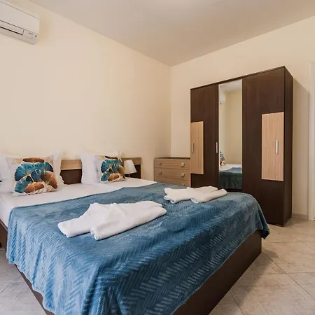 Apartcomplex Splendid Apartahotel 3*