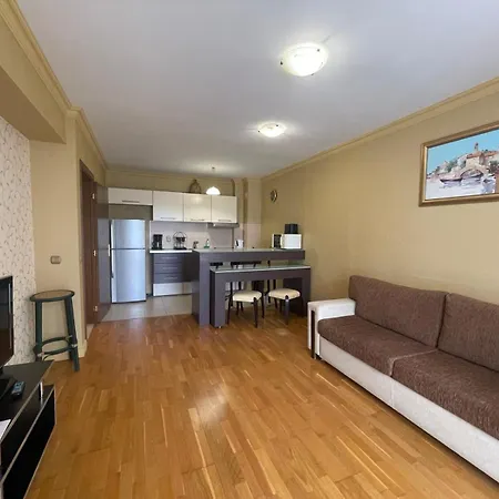 Apartcomplex Splendid Apartmanhotel 3*