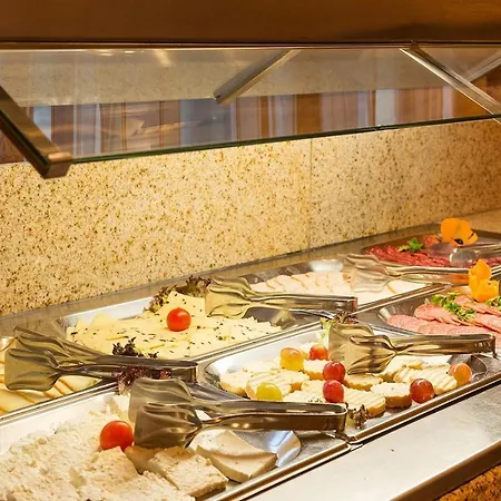 Apartcomplex Splendid 3* Szent Konstantin és Elena