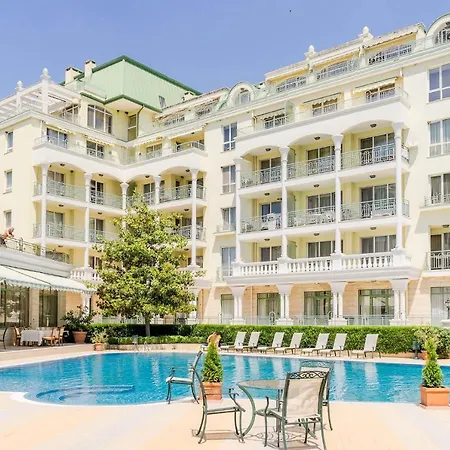 Apartcomplex Splendid Aparthotel 3*