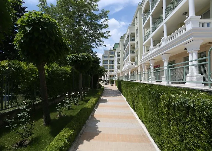 Apartcomplex Splendid 3*