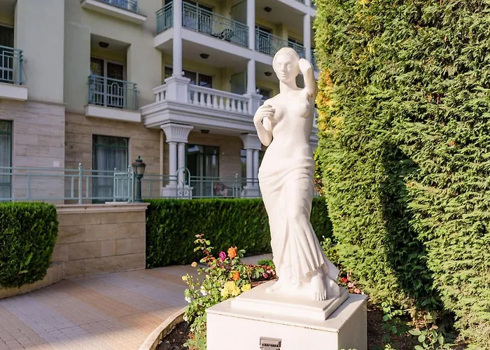 Apartcomplex Splendid Appart hôtel 3*